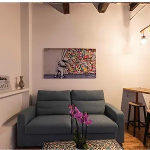 trastevere-home-cedro.it-romehotels.com/